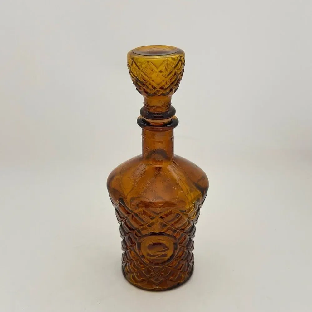 Vintage Mid-Century Amber Pressed Glass Decanter with Stopper – Made in Taiwan